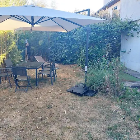 Confortable Et Paisible Pour 6 Voyageurs * Poitiers